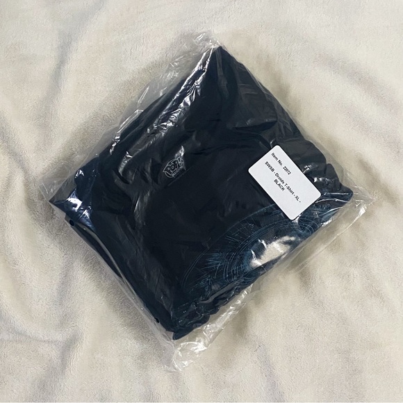 NWT Funko Star Wars Smuggler's Bounty Droids T-Shirt in Size XL - Picture 8 of 8